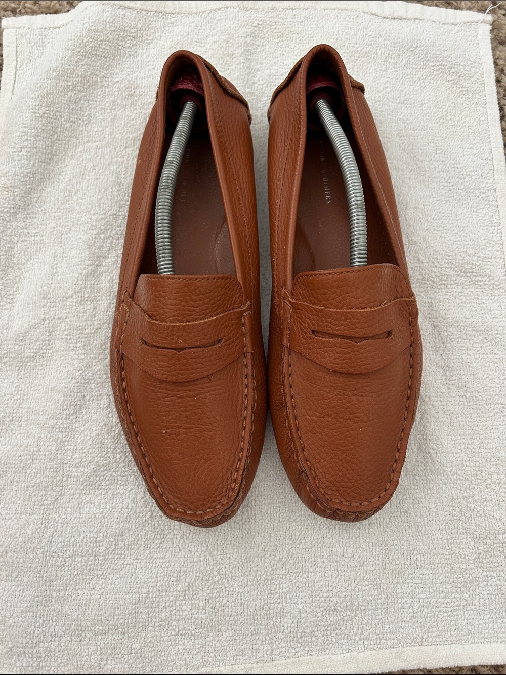 Women’s Brooks Brothers Tan Leather Loafers size 10